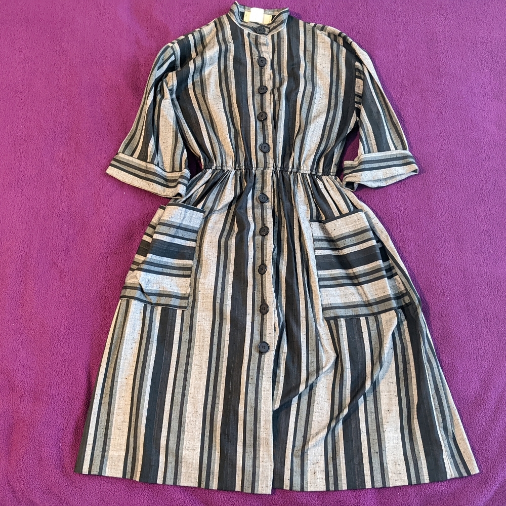 Striped Vintage Dress - with Huge Pockets